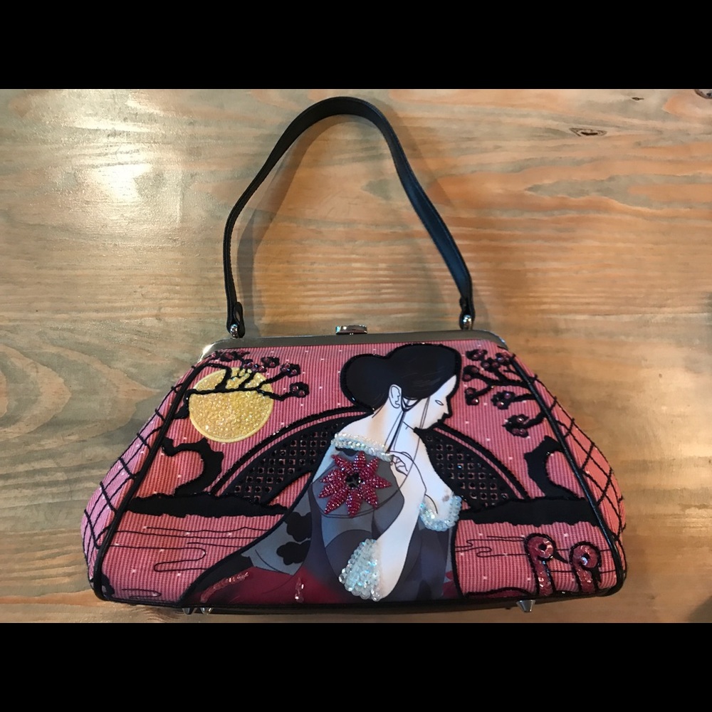 Isabella Fiore Shoulder Bag